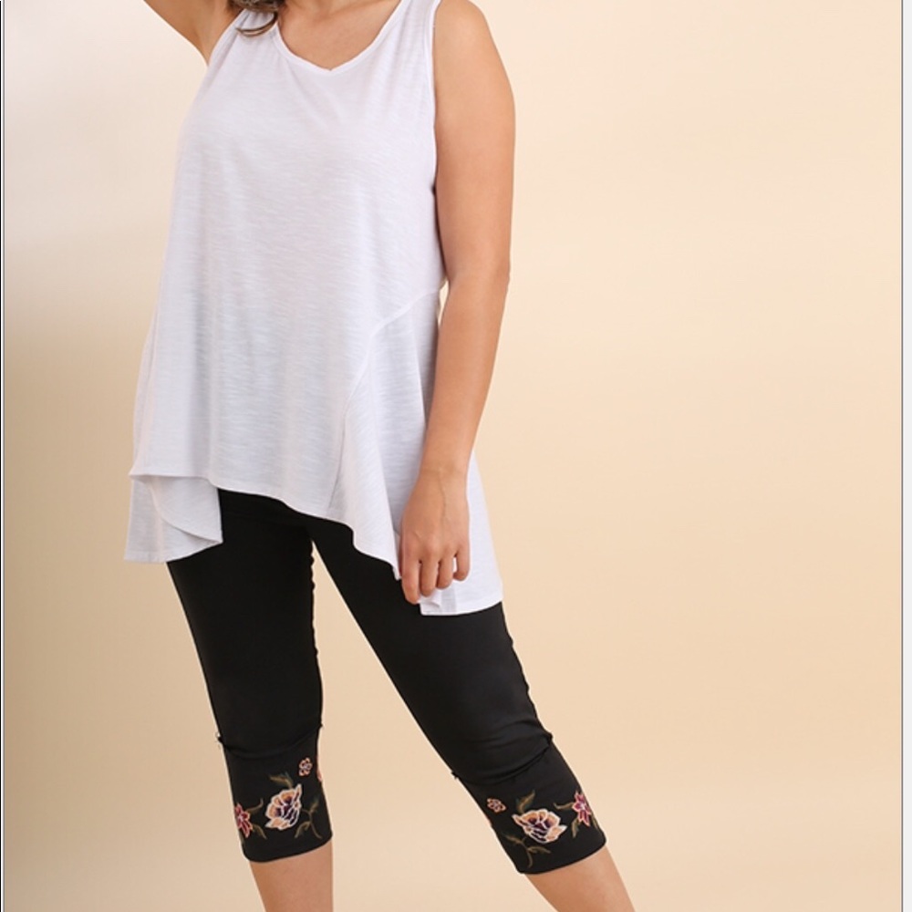 Floral Embroidered Hem Jeggings XL - Picture 7 of 7